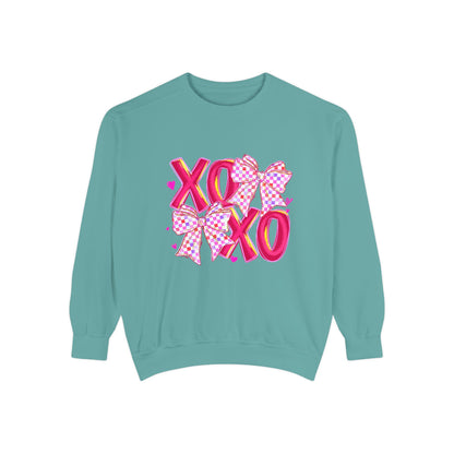 XO Pink Ribbon Sweatshirt – Valentine’s Day Heart Hugs Pullover