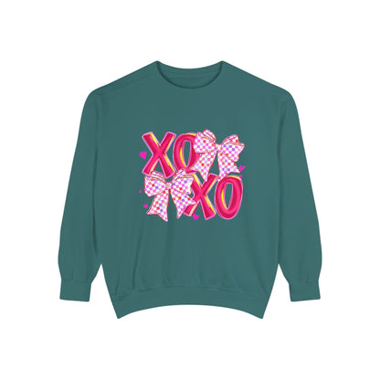 XO Pink Ribbon Sweatshirt – Valentine’s Day Heart Hugs Pullover