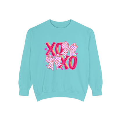 XO Pink Ribbon Sweatshirt – Valentine’s Day Heart Hugs Pullover